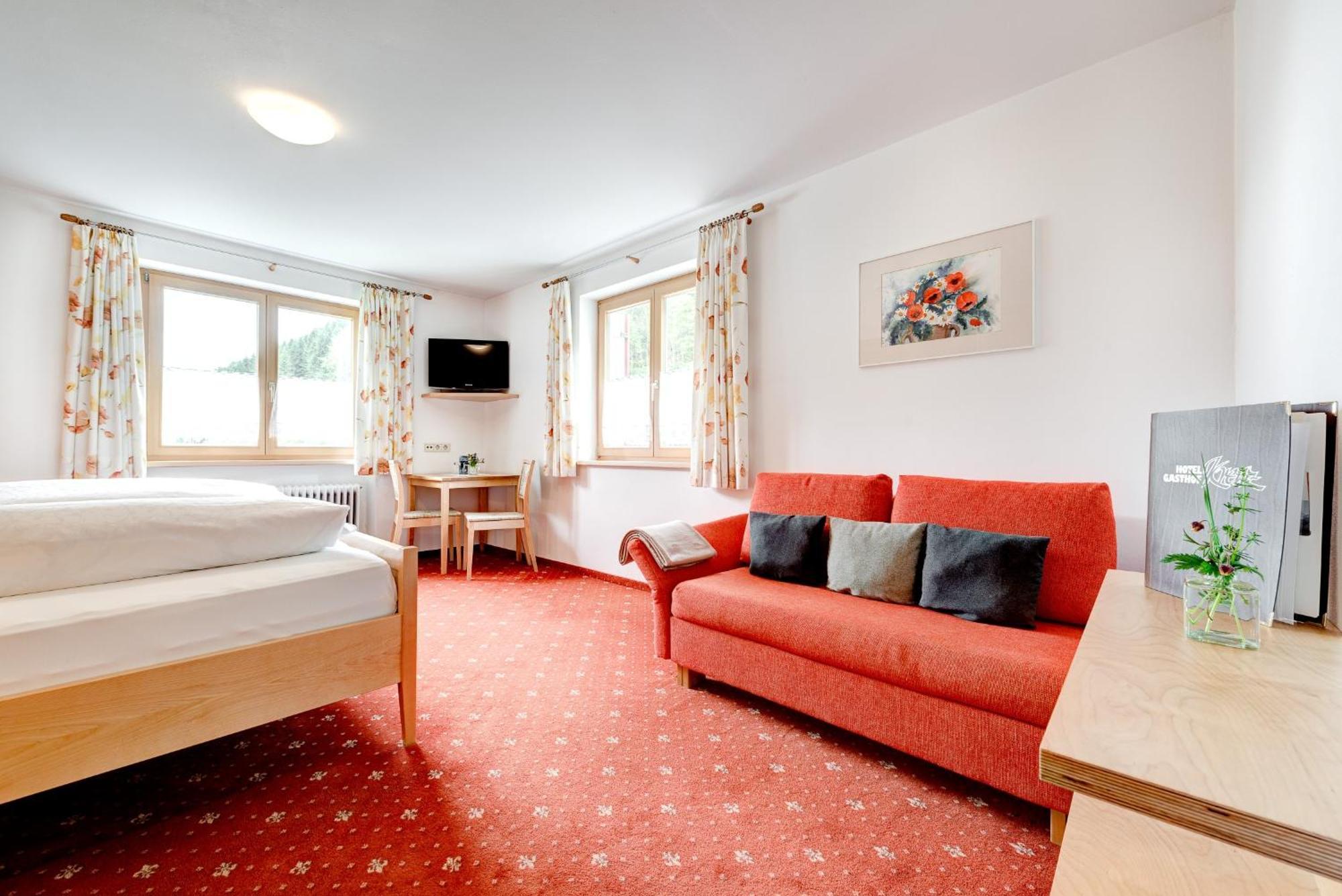 Hotel Gasthof Kreuz Sonntag Exterior photo
